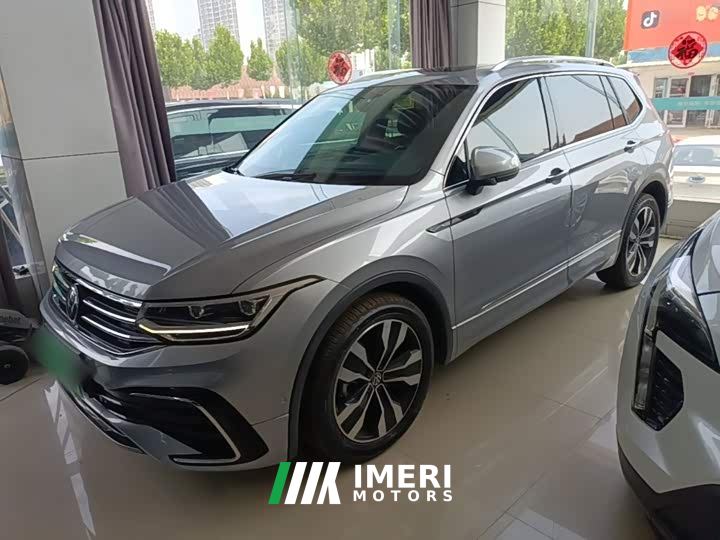 Volkswagen Tiguan L 330TSI Automatic FWD R-Line Comfort Edition