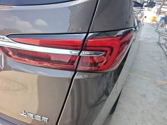 Buick GL8 Land Official Business Class 652T Comfort Edition - ფოტო 8
