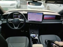 Volkswagen Taos L 380TSI AWD Luxury - ფოტო 10