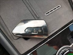 Volkswagen Taos L 380TSI AWD Luxury - ფოტო 9