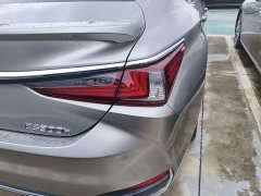 Lexus ES 2020 300h Excellence - ფოტო 8