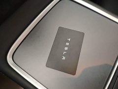 Tesla Model Y Rear-Wheel Drive - ფოტო 9
