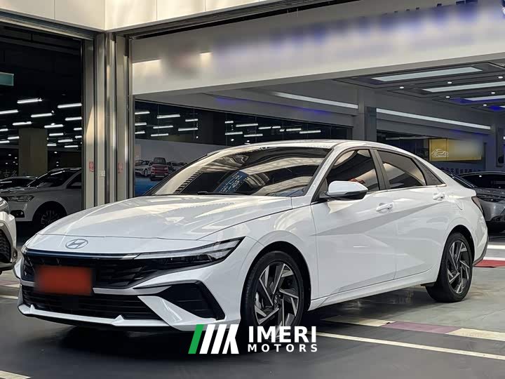 Hyundai Elantra 2023 1.5L CVT Luxury - ავტომობილი ჩინეთიდან