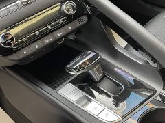 Hyundai Elantra 2023 1.5L CVT Luxury - ფოტო 10