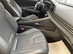 Hyundai Elantra 2023 1.5L CVT Luxury - ფოტო 4