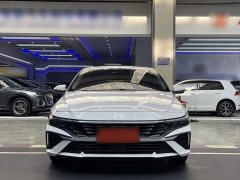 Hyundai Elantra 2023 1.5L CVT Luxury - ფოტო 8