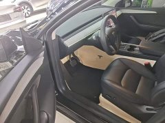 Tesla Model Y Rear-Wheel Drive - ფოტო 16