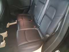 Tesla Model Y Rear-Wheel Drive - ფოტო 17