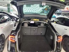 Tesla Model Y Standard Range RWD - ფოტო 19