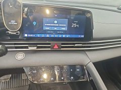 Hyundai Elantra 2022 1.5L CVT Luxury - ფოტო 13