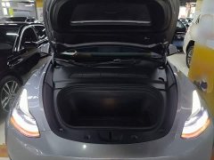 Tesla Model Y Rear-Wheel Drive - ფოტო 20