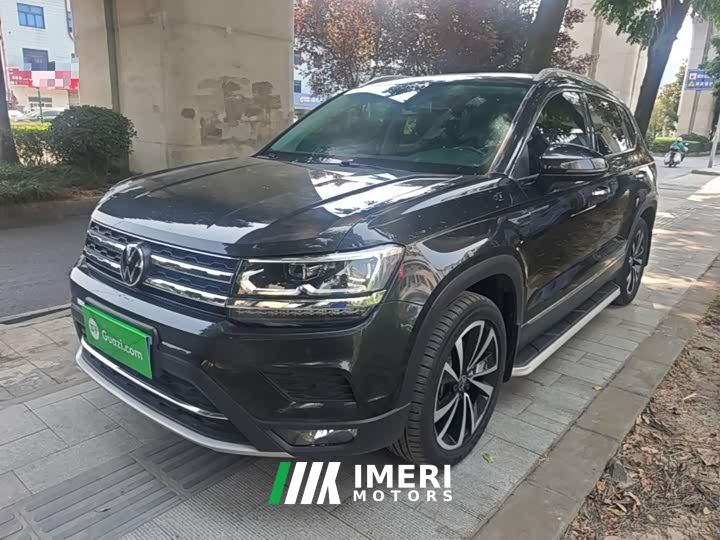 Volkswagen Touareg 330TSI AWD Luxury Plus