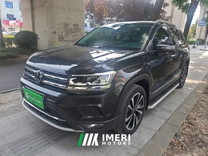 Volkswagen Touareg 330TSI AWD Luxury Plus