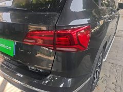 Volkswagen Touareg 2021 330TSI AWD Luxury Plus - ფოტო 8