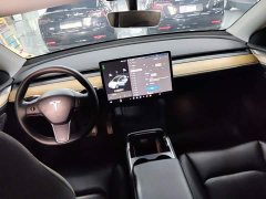 Tesla Model Y Standard Range RWD - ფოტო 10