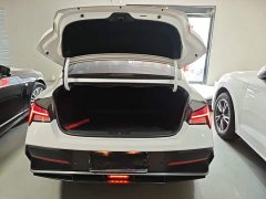 Hyundai Elantra 2023 1.5L CVT Luxury - ფოტო 15