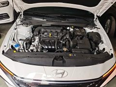 Hyundai Elantra 2023 1.5L CVT Luxury - ფოტო 16
