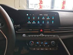 Hyundai Elantra 2023 1.5L CVT Luxury - ფოტო 9