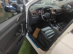 Volkswagen Touareg 2020 Facelift 330TSI AWD Luxury National VI - ფოტო 16