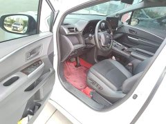 Toyota Gravia 2024 2.5L Hybrid Luxury - ფოტო 16