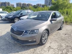 Skoda Octavia 2021 1.5L Automatic Comfort - ფოტო 1