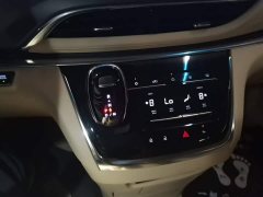 Buick GL8 2023 Facelift Land Executive Cabin Luxury - ფოტო 14