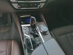BMW 5 Series Facelift 530Li Leading Edition Luxury Package - ფოტო 14