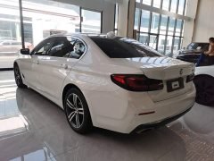 BMW 5 Series Facelift 530Li Leading Edition Luxury Package - ფოტო 5