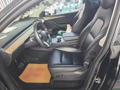 Tesla Model Y Rear-Wheel Drive - ფოტო 15