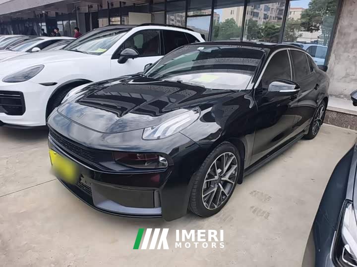 Lynk & Co 03 2.0T Diesel DCT Pro