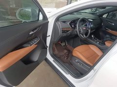 Cadillac XT4 28T FWD Luxury - ფოტო 16