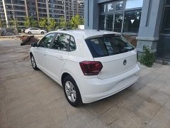 Volkswagen Polo 2019 Plus 1.5L Automatic Panoramic Sunroof Comfort Edition - ფოტო 5