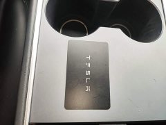 Tesla Model Y Standard Range RWD - ფოტო 9