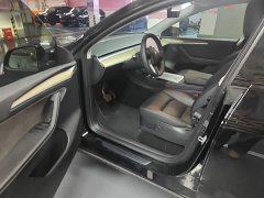Tesla Model Y 2022 Facelift Rear-Wheel Drive - ფოტო 16