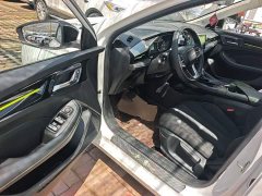 SAIC MG i5 2021 1.5L CVT Platinum Edition - ფოტო 16