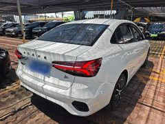 SAIC MG i5 2021 1.5L CVT Platinum Edition - ფოტო 7