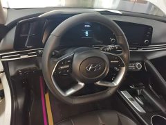 Hyundai Elantra 2022 1.5L CVT GLX Elite - ფოტო 11