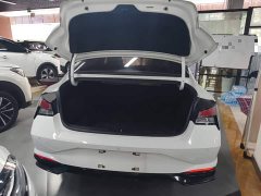 Hyundai Elantra 2022 1.5L CVT GLX Elite - ფოტო 19