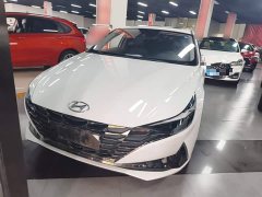 Hyundai Elantra 2022 1.5L CVT GLX Elite - ფოტო 3