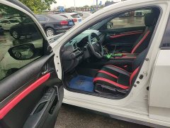 Honda Civic 2021 Hatchback 220 Turbo CVT Sharp Control - ფოტო 16