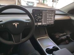 Tesla Model Y Standard Range RWD - ფოტო 10