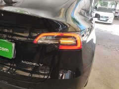 Tesla Model Y Standard Range RWD - ფოტო 8