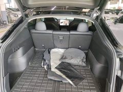 Tesla Model Y Rear-Wheel Drive - ფოტო 19