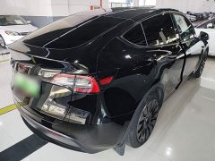 Tesla Model Y Rear-Wheel Drive - ფოტო 7