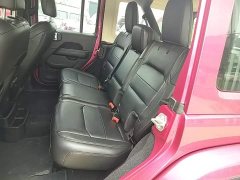 Jeep Wrangler 2022 2.0T High Altitude Bahama Beach Pink Special Edition - ფოტო 17
