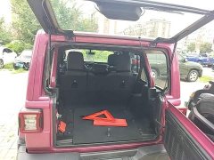 Jeep Wrangler 2022 2.0T High Altitude Bahama Beach Pink Special Edition - ფოტო 19