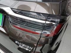 Honda Elysion 2.0L e:HEV Luxury Prestige Edition - ფოტო 8