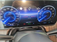 Mercedes-Benz EQE SUV 500 4MATIC Luxury - ფოტო 12