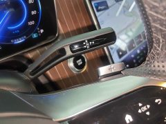 Mercedes-Benz EQE SUV 500 4MATIC Luxury - ფოტო 14