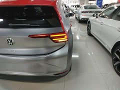 Volkswagen ID.3 Outstanding Edition - ფოტო 8